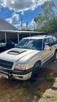 CHEVROLET BLAZER 2.4 MPFI 4X2 8V GASOLINA 4P MANUAL